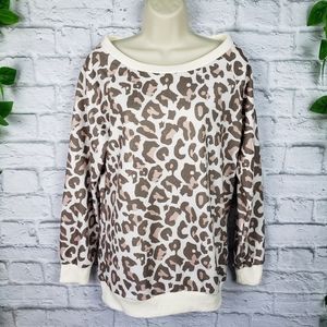 Womens Small Leopard Print Lightweight Sweater Top